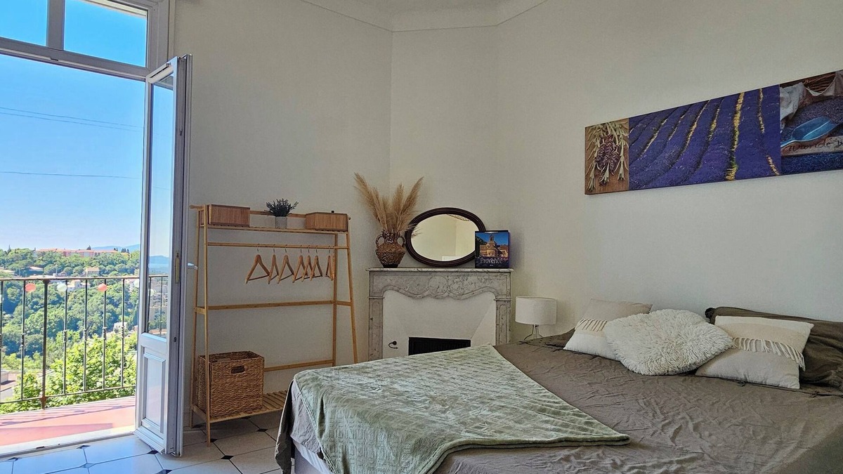Grasse Apartment | Apartment: Les Senteurs de Grasse
