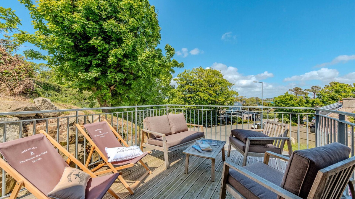 L'Aber Vrac'h Apartment | Apartment 'Les Terrasses De La Palud' with Sea View and Private Terrace