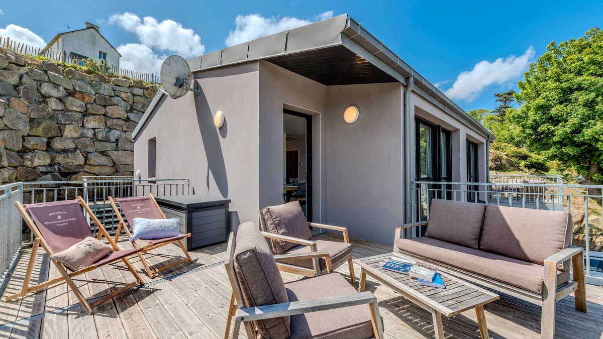 L'Aber Vrac'h Apartment | Apartment 'Les Terrasses De La Palud' with Sea View and Private Terrace
