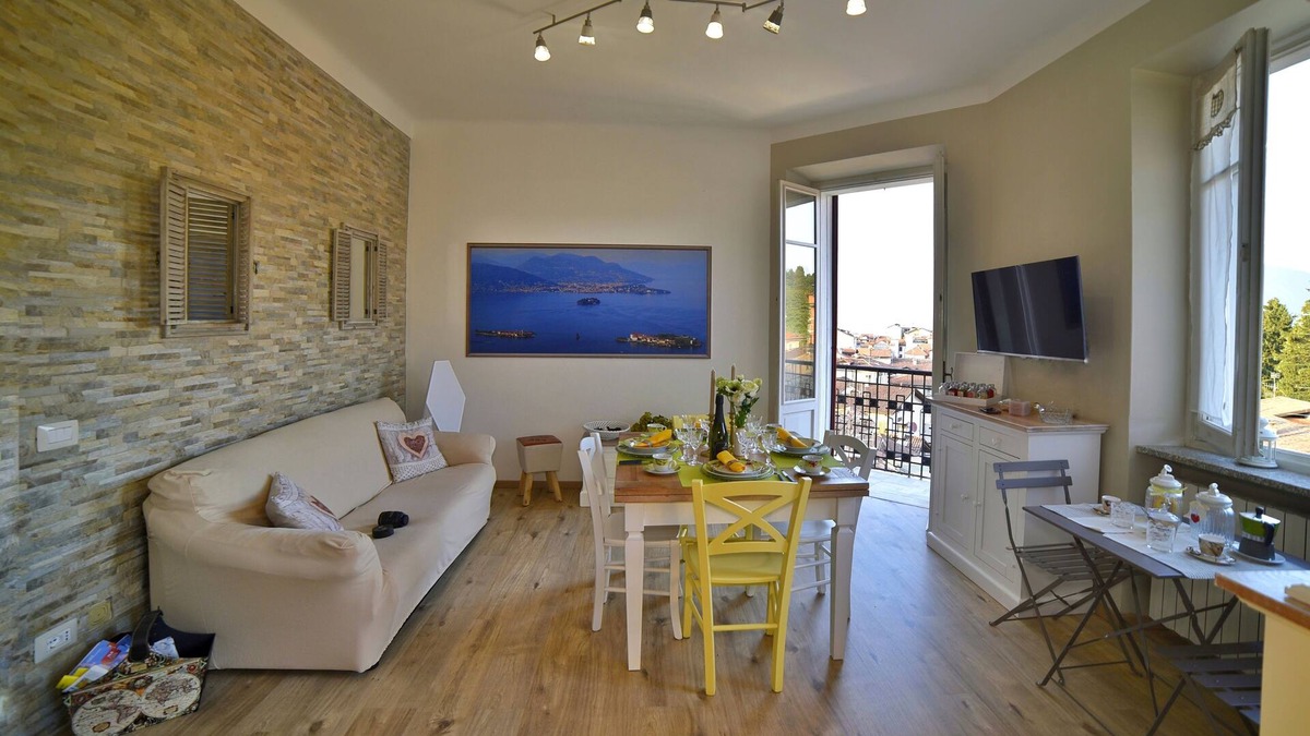 Stresa Apartment | Apartment Lilla, Stresa center, lake view
