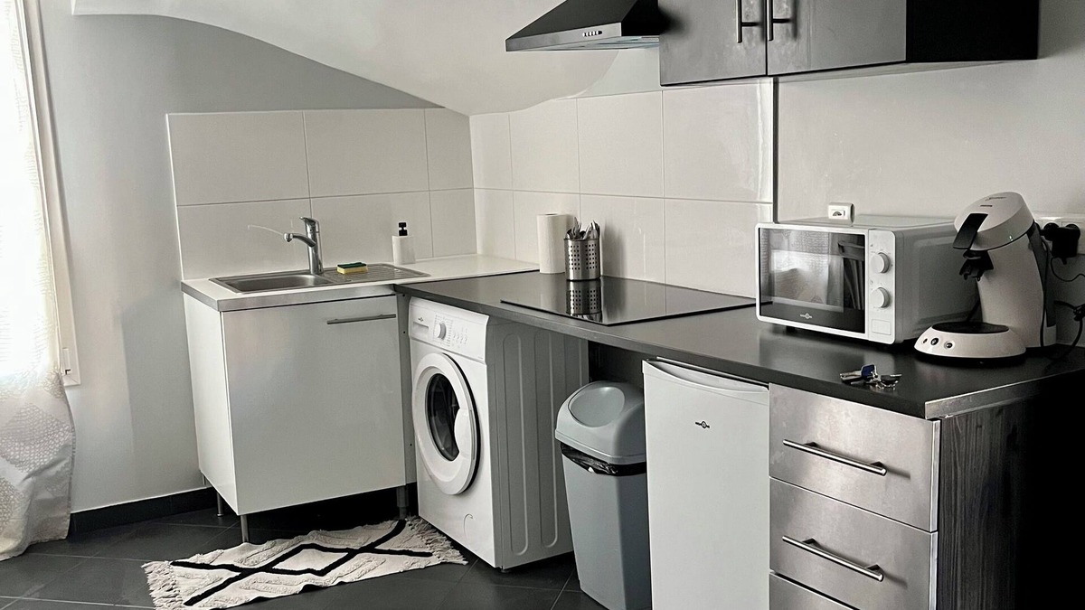 Alfortville Apartment | Apartment located at Alfortville train station