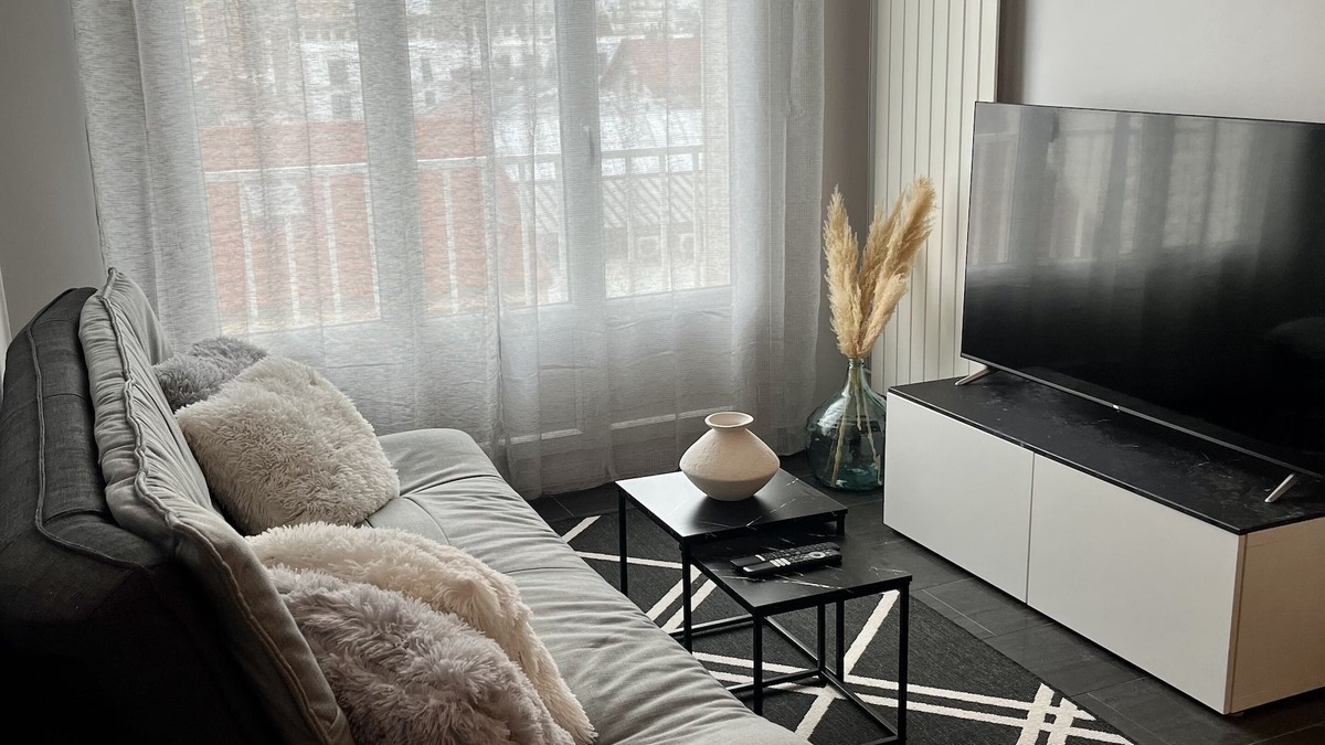 Alfortville Apartment | Apartment located in the city center of Alfortville
