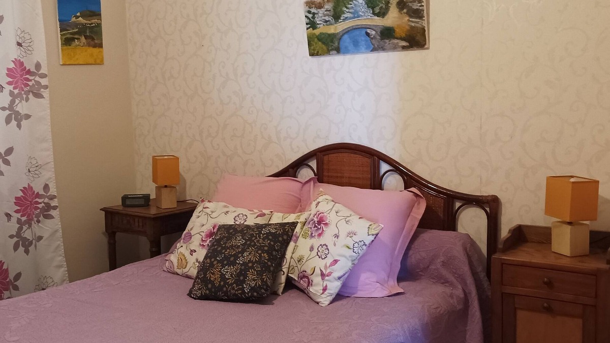 Crocq Apartment | Apartment located in a small tourist village shops essential