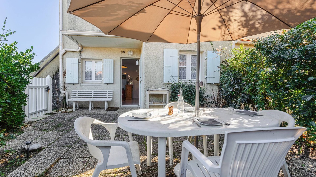 La Remigeasse Apartment | Apartment 'Location Oléron, Close to the Beach' with Private Garden