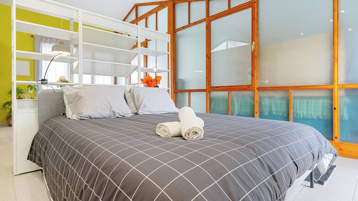 Bellvey Apartment | Apartment 'Loft El Til-ler' with Private Terrace and Wi-Fi