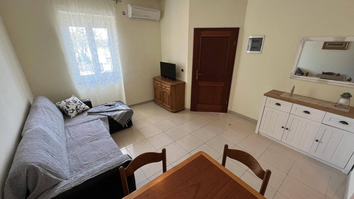 Simuni Apartment | Apartment Lorenco seafront