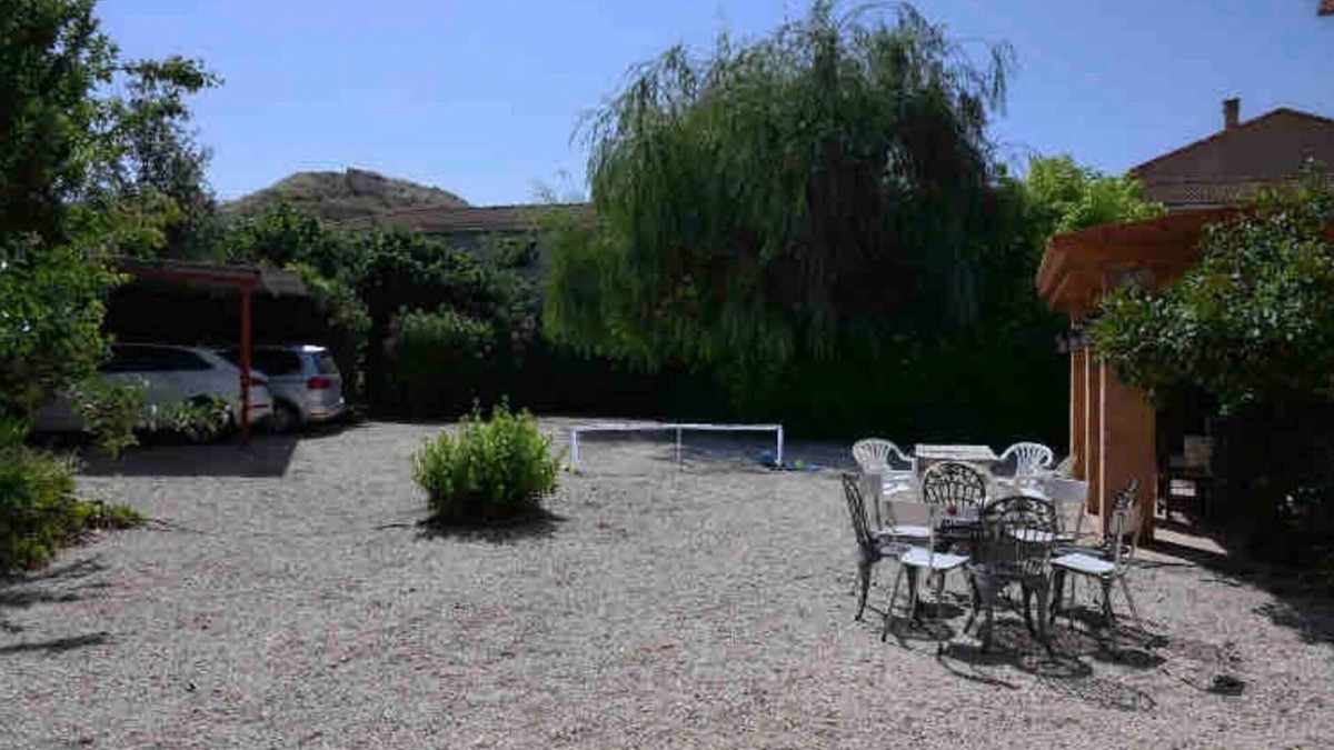 Navarrete del Rio House | Apartment 'Los Diegos' with Mountain View, Private Terrace and Private Garden