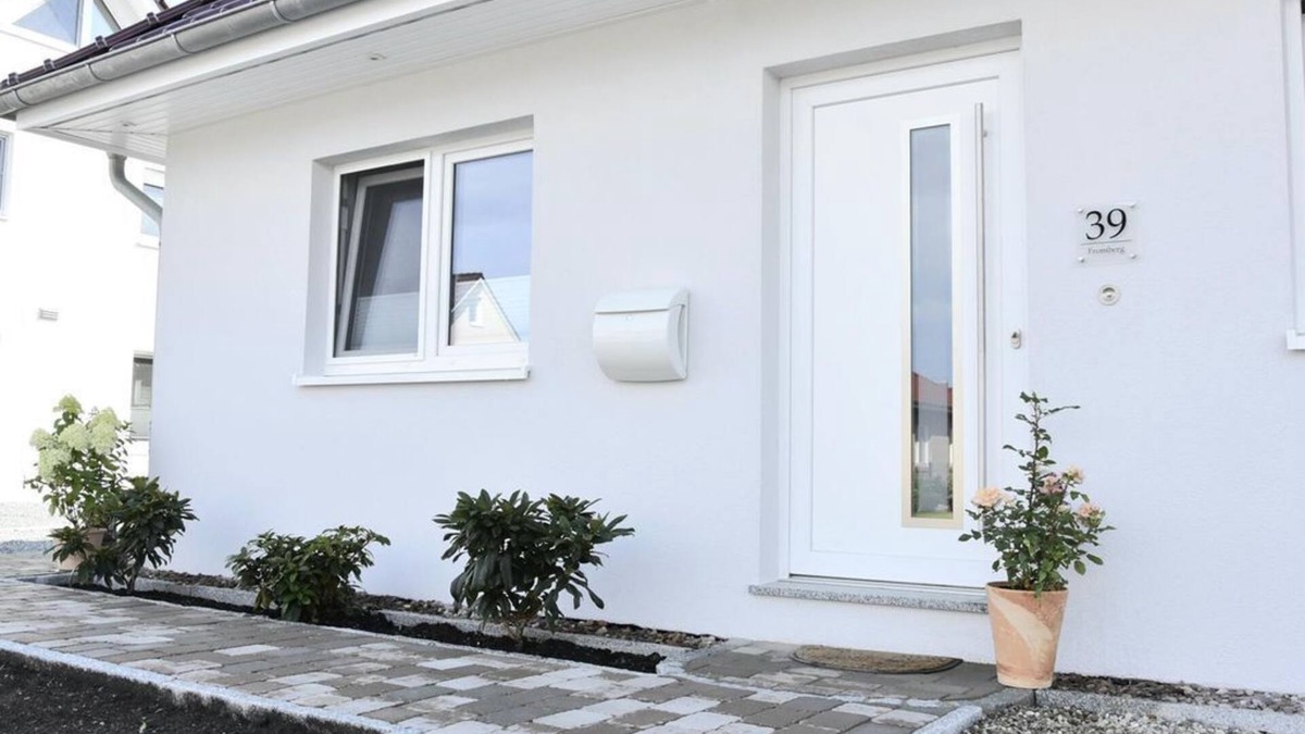 Eutin Apartment | Apartment Louisenlust - Louisenlust, shower, toilet, mint condition