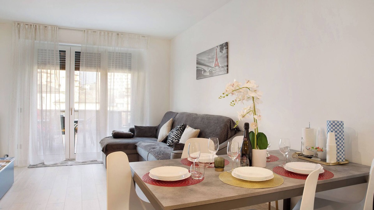 Madonna di Tirano Apartment | Apartment 'Lucia - Tirano' with Private Terrace, Wi-Fi and Air Conditioning