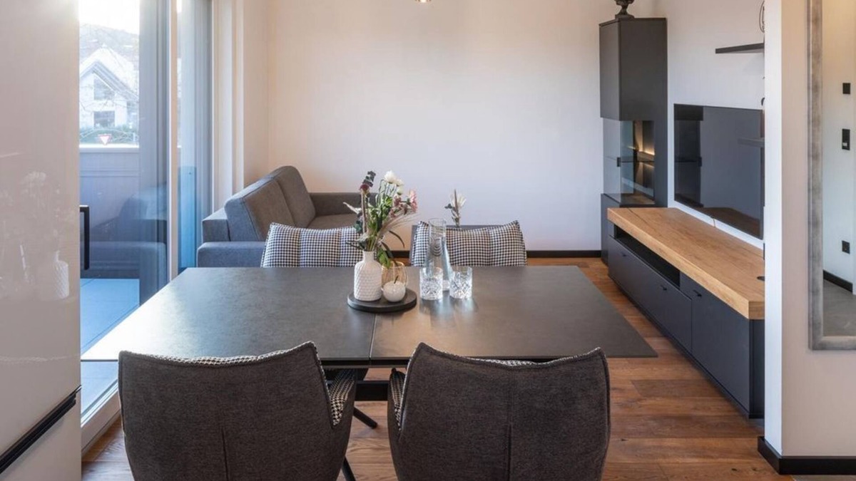 Bad Waltersdorf Apartment | Apartment Lush - RiverVista Apartments