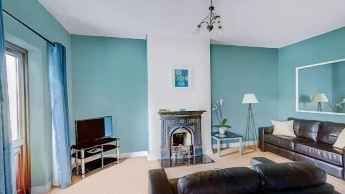 Clondra Apartment | Apartment-Luxury-Private Bathroom-1B