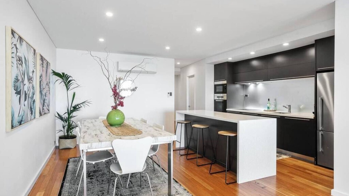 Scarborough Apartment | Apartment M401 - coastal style and luxury awaits!