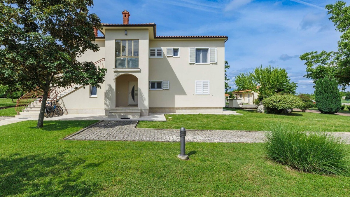 Modrusani Apartment | Apartment Macini by Interhome