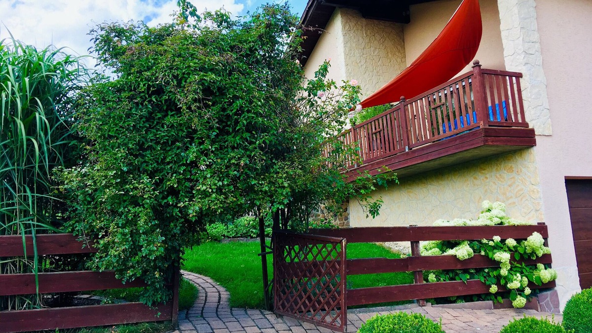 Hofgeismar Apartment | Apartment 'Maison Bibc, 63qm, 1 Schlafzimmer' with Shared Garden and Wi-Fi