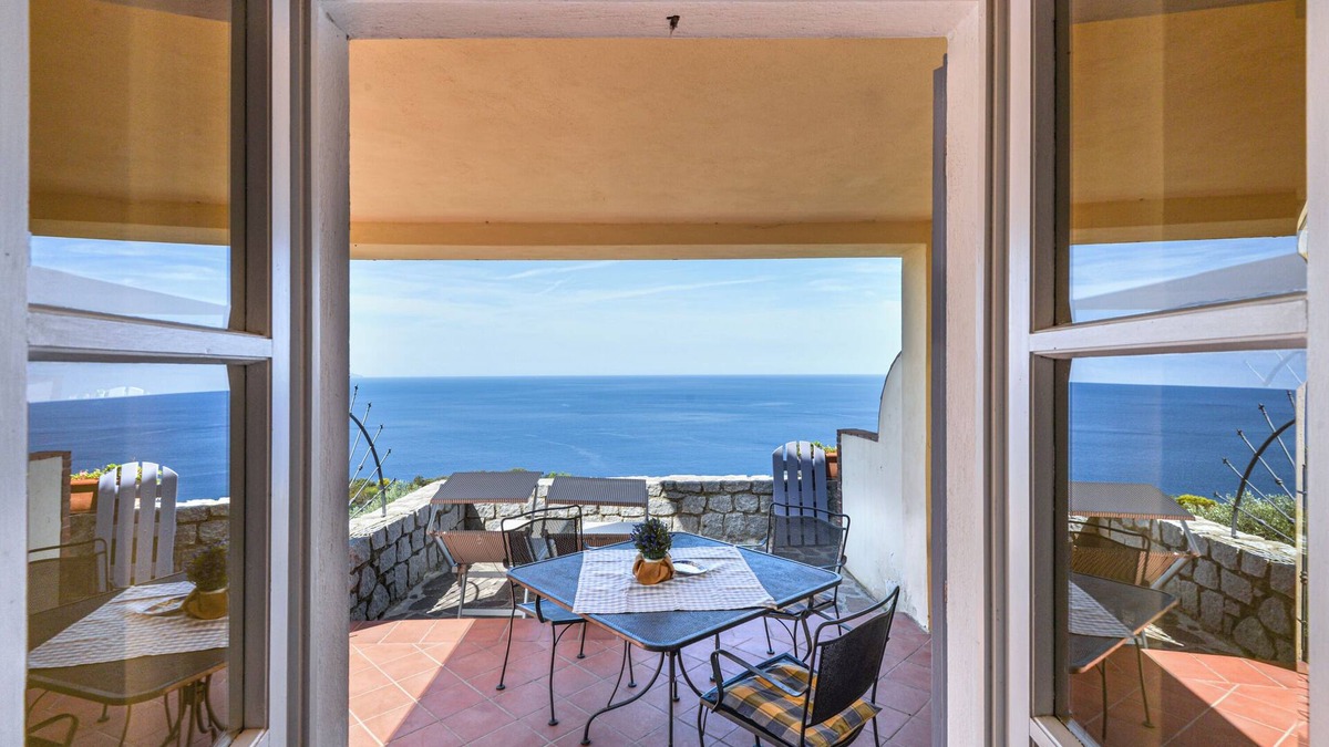 Zanca Apartment | Apartment "Mare e Natura" with Sea View, Private Terraces & Wi-Fi