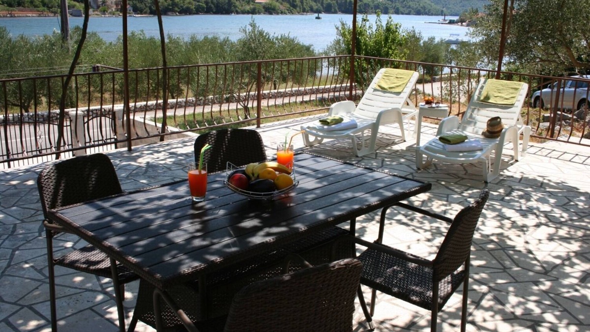 Broce Apartment | Apartment Marin (10895-A1) - Ston