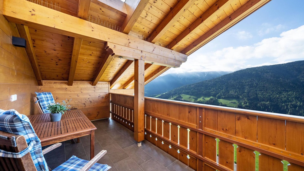 Ultimo Apartment | Apartment 'Matscherhof Helena' with Mountain View, Shared Garden and balcony