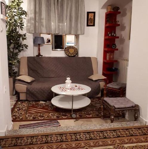 Donji Grad Apartment | Apartment Milan