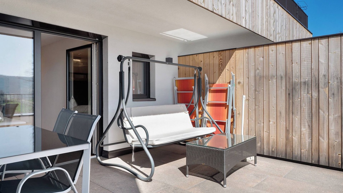Salonetto Apartment | Apartment 'Moarhof Rosmarin' with Mountain View, Private Terrace and Wi-Fi