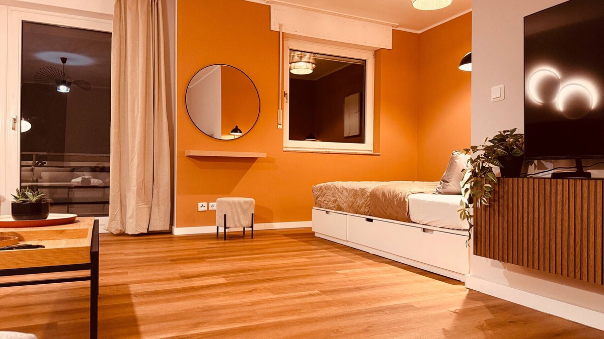 Huenxe Apartment | Apartment 'Modernes Design-Apartment Huenxe' with Balcony and Wi-Fi