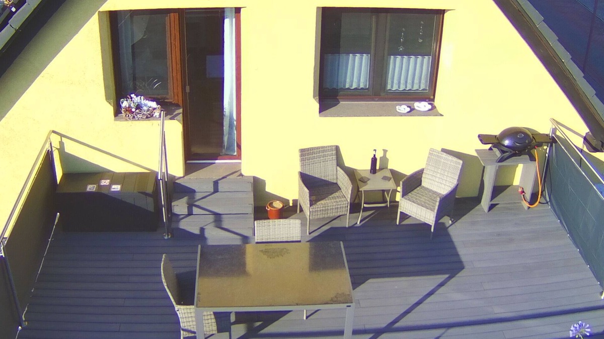 Kloetze Apartment | Apartment 'Mone's Kloetze' with Private Terrace, Wi-Fi and Air Conditioning