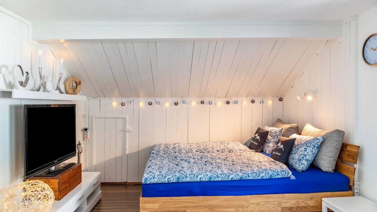 Prutz Apartment | Apartment 'Montana Amor' with Mountain View, Balcony and Wi-Fi