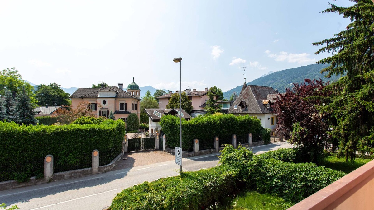 San Cristoforo Apartment | Apartment 'More A Due Passi Dal Lago' with Mountain View and Balcony
