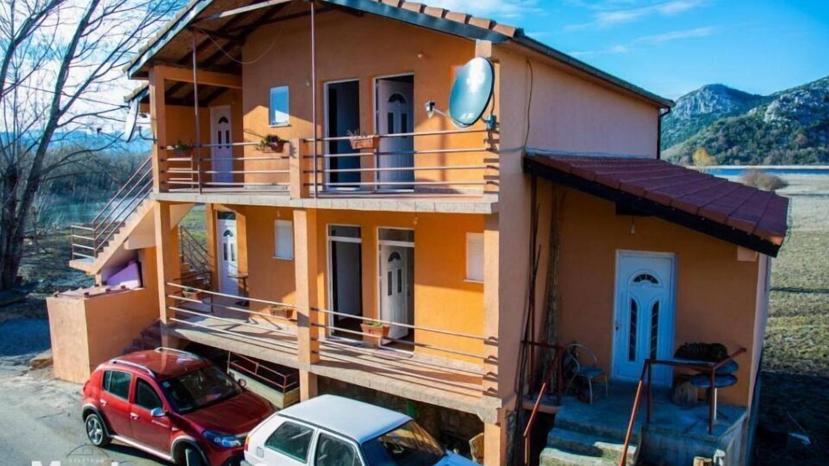 Dodosi House | Apartment Most Suite with lake vie 4 (four)