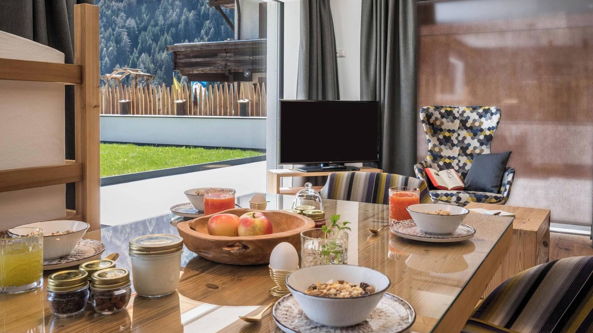 Valles Apartment | Apartment "Mulin Hilda" next to the Skiing Area with Mountain View, Sauna & Garden