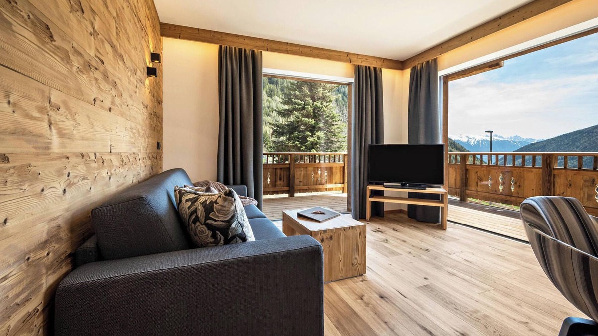 Valles Apartment | Apartment "Mulin Tondl" next to the Skiiing Area with Mountain View, Sauna & Balcony