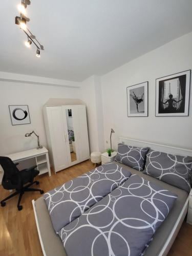 Mittelmeiderich Apartment | Apartment nähe Düsseldorf Messe Expo, Airport, Train Station