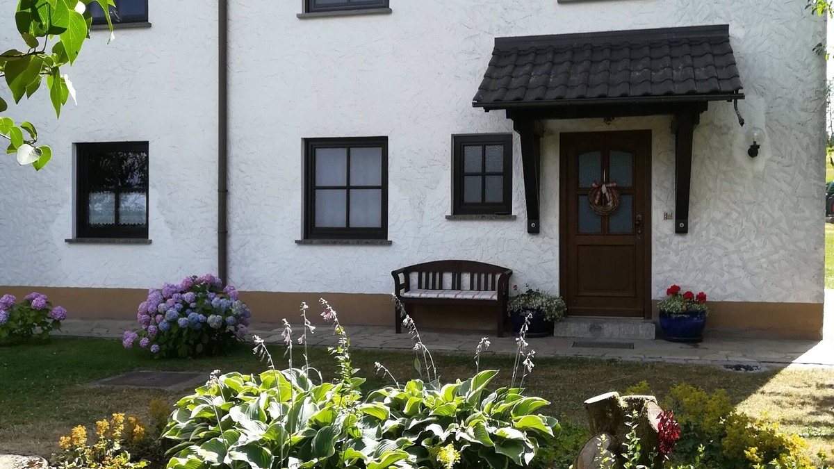 Kronach Apartment | Apartment near Kronach with a wonderful view of the beautiful Fischbach valley