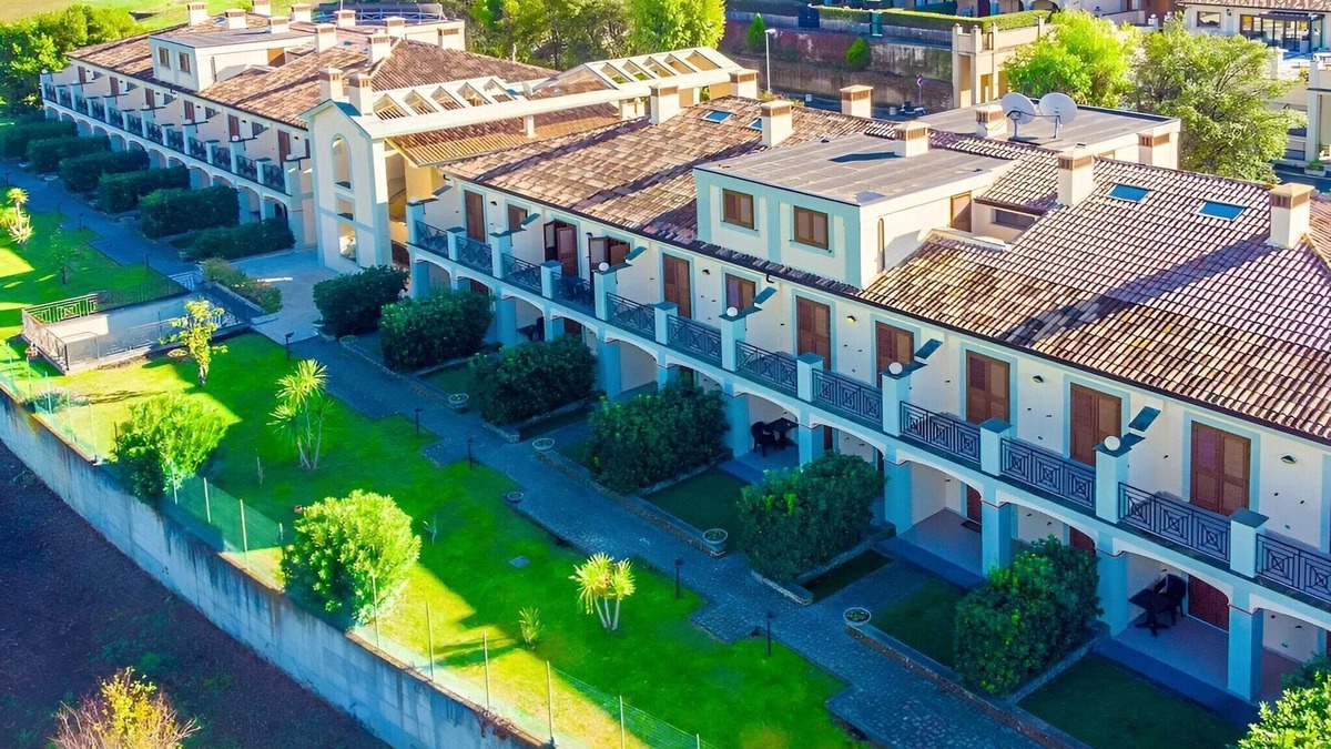 Settecamini Apartment | Apartment near Marco Simone Golf & Rome