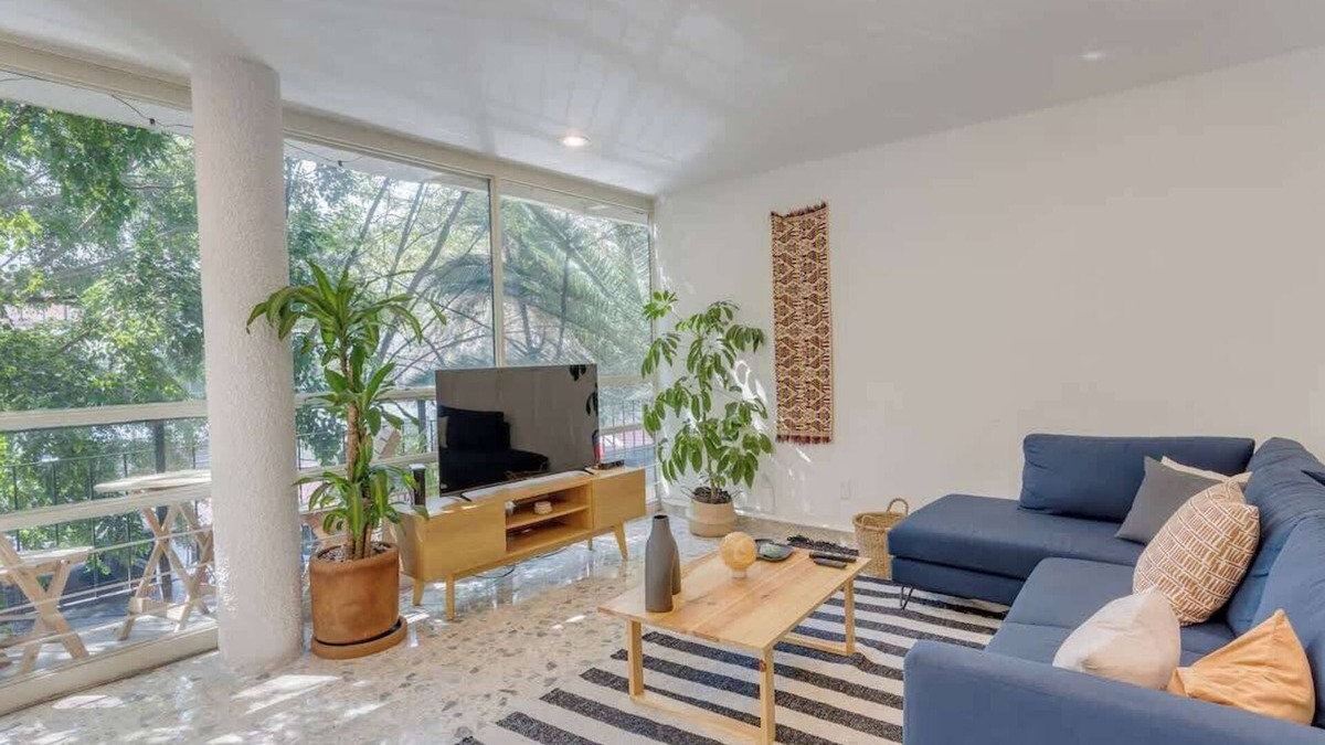 Polanco Apartment | Apartment nearby Antara Fashion Mall 10 min by car