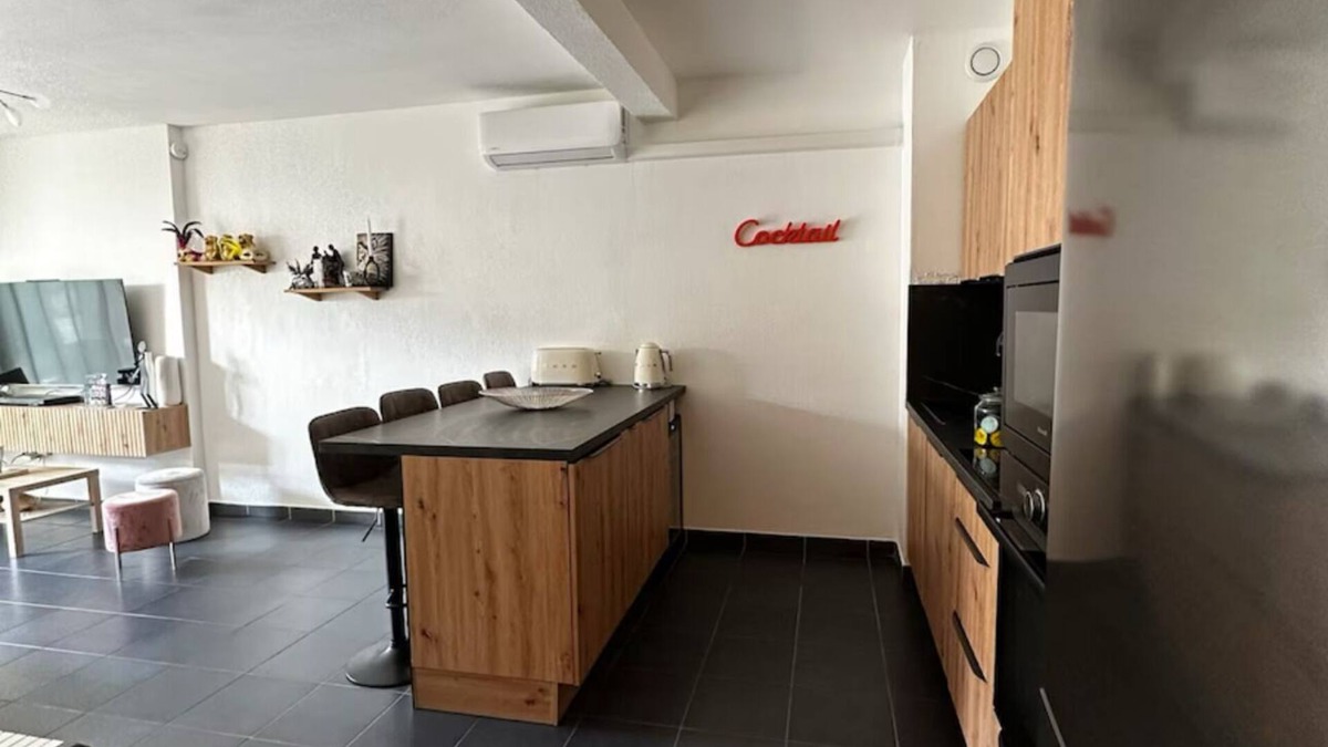 Peyrestortes Apartment | Apartment near the city center and close to the sea