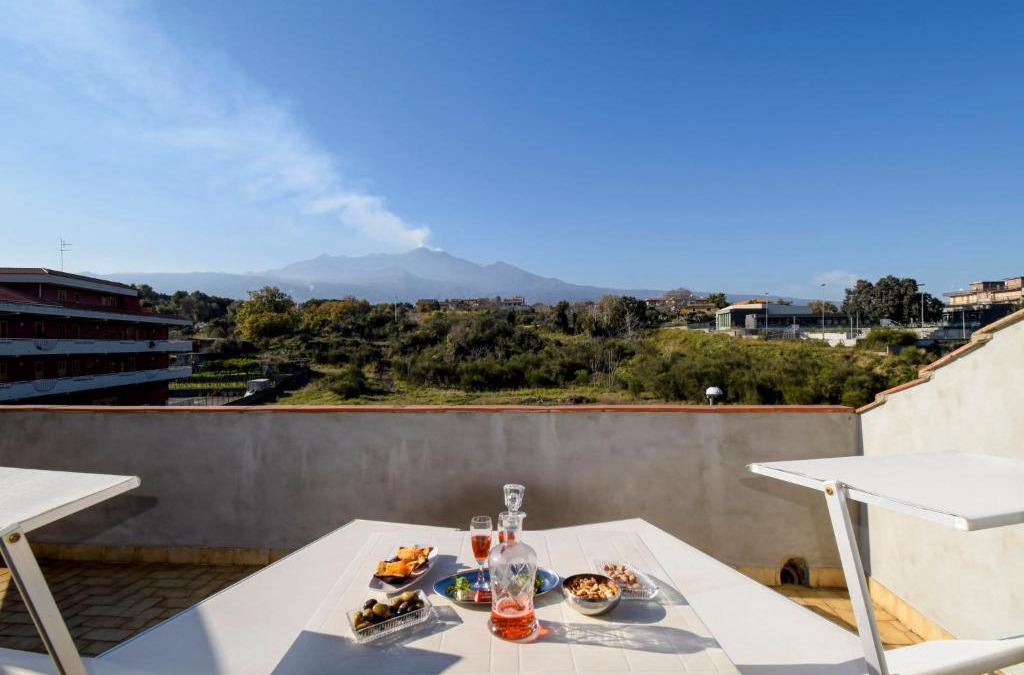 Archi Apartment | Apartment New Etna view by Interhome