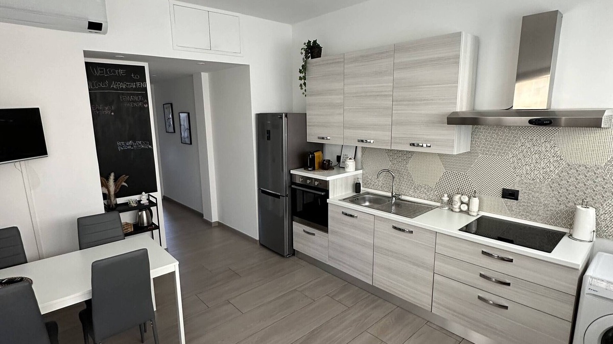 Coverciano Apartment | Apartment 'Niccolo's Firenze' with Private Terrace, Wi-Fi and Air Conditioning