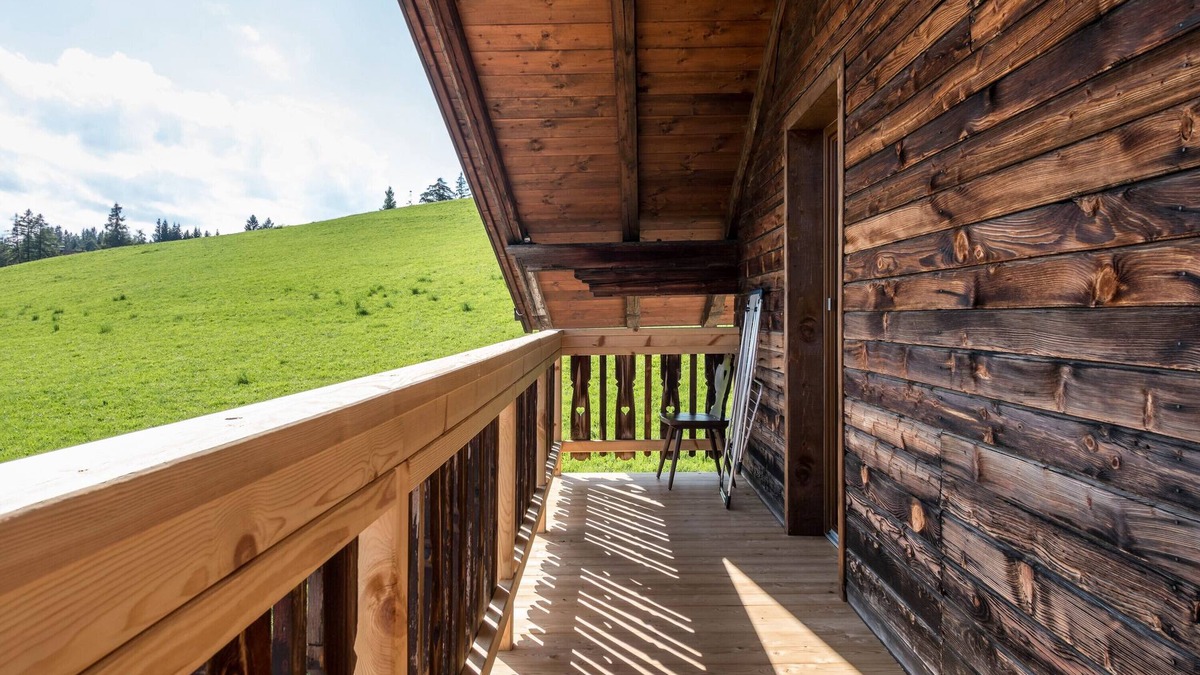 Redagno Apartment | Apartment 'Nigglhof - Maria' with Mountain View, Shared Garden & Wi-Fi