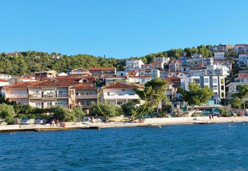 Municipality of Trogir Apartment | Apartment Nikica