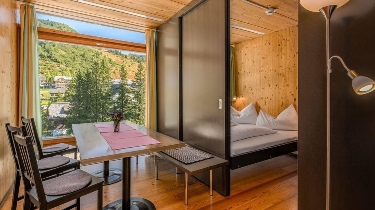 Irdning-Donnersbachtal Apartment | Apartment no. 6, 2 bedrooms, shower, WC - 1-2 nights - "Holzboxen" Planneralm