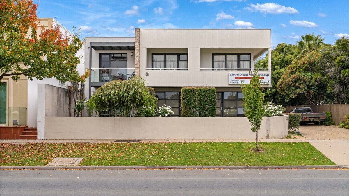 Shepparton South Apartment | Apartment No 9 · Central Shepparton Apartment long stays