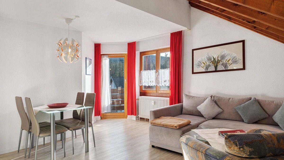 Titisee-Neustadt Apartment | Apartment 'Nr 12' with Balcony and Wi-Fi