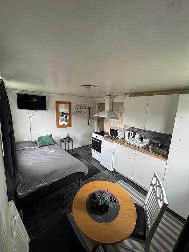 Kiruna Apartment | Apartment nr 1 with shared bathroom in Kiruna C