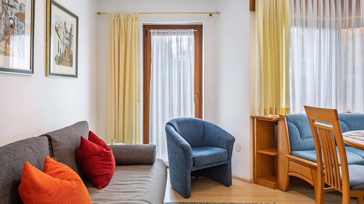 Titisee-Neustadt Apartment | Apartment 'Nr 4' with Private Terrace, Private Garden and Wi-Fi