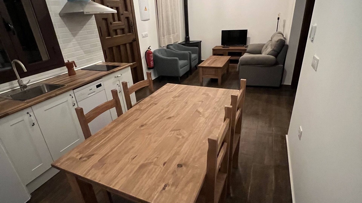 Hervas Apartment | Apartment number 6 ground floor with terrace and garden