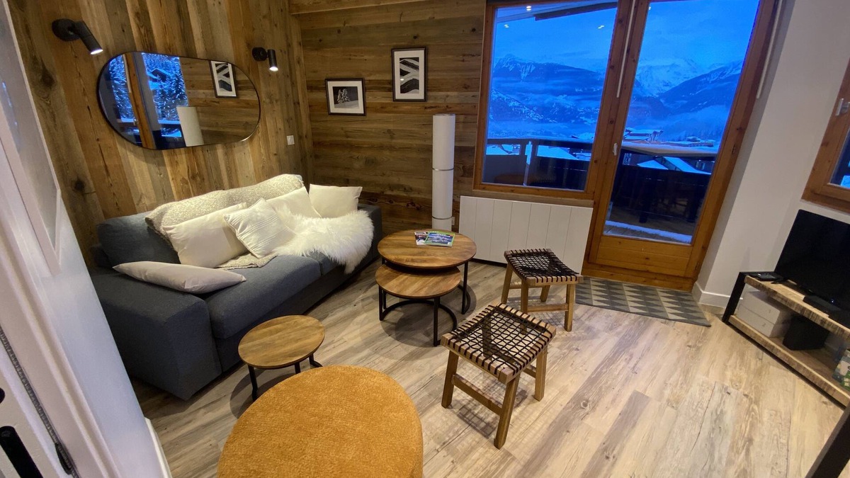 La Perriere Apartment | Apartment on the slopes.