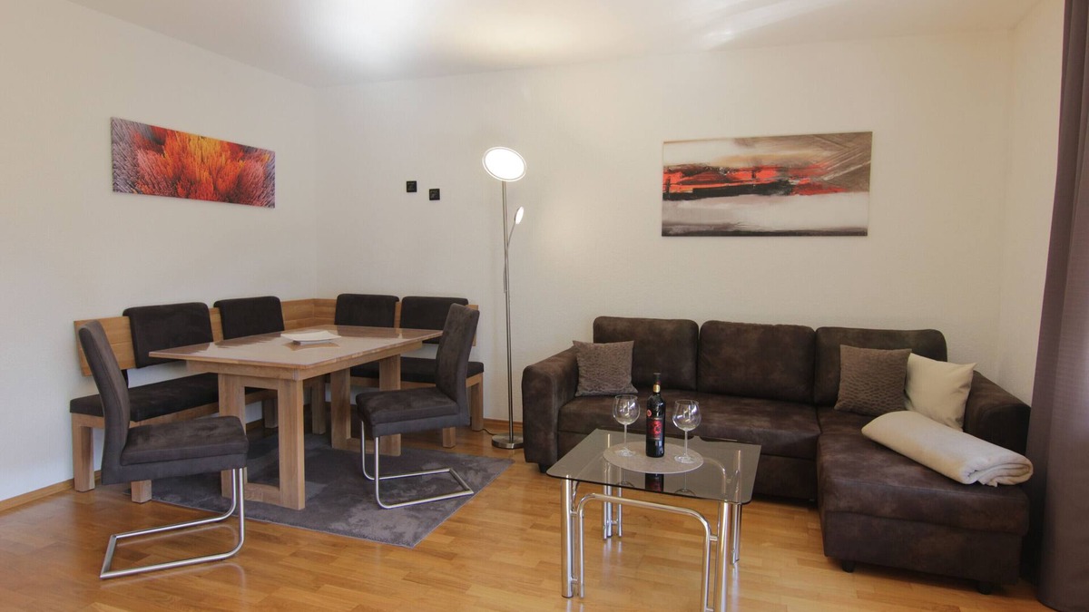 Vohenstrauss Apartment | Apartment 'Oberpfälzer Wald' with Carport, Private Terrace and Wi-Fi