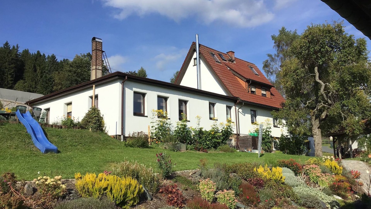 Klingenthal Apartment | Apartment Oberzwota "On the sunny side"