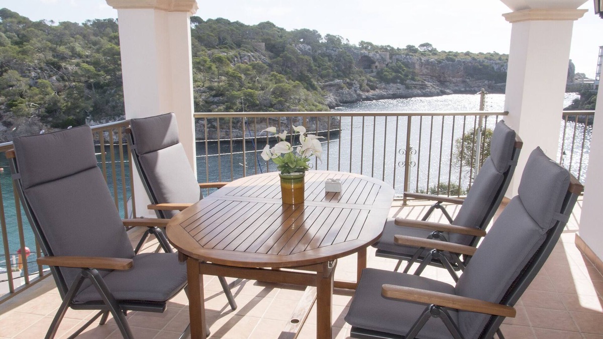 Cala Figuera Apartment | Apartment of high standard - dream location in the port of Cala Figuera