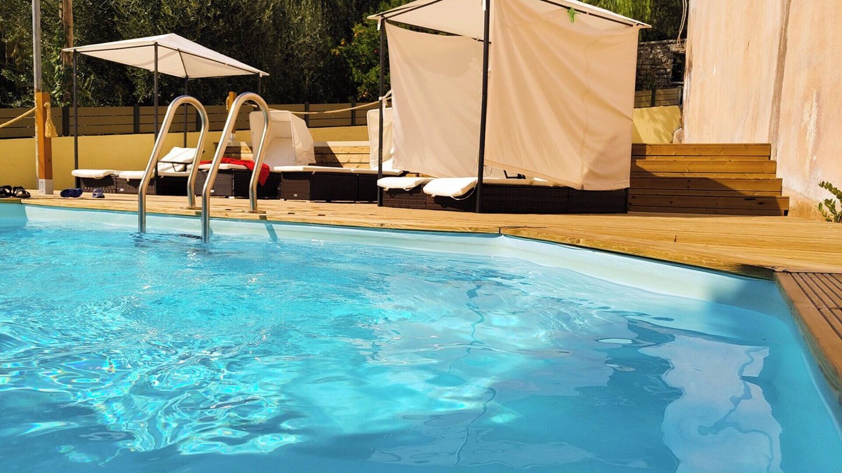Kalami Apartment | Apartment 'Olympia' with Sea View, Wi-Fi and Air Conditioning
